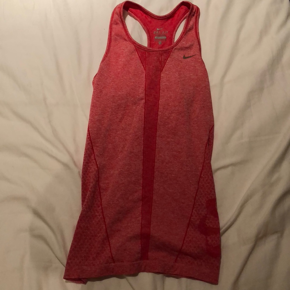 Nike Razorback workout shirt